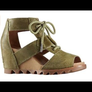 Sorel Joanie Wedge lace up sandal Green Size 11